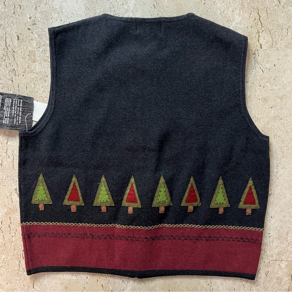 Vintage NWT Woolrich Winter Vest Size Medium - Picture 2 of 7